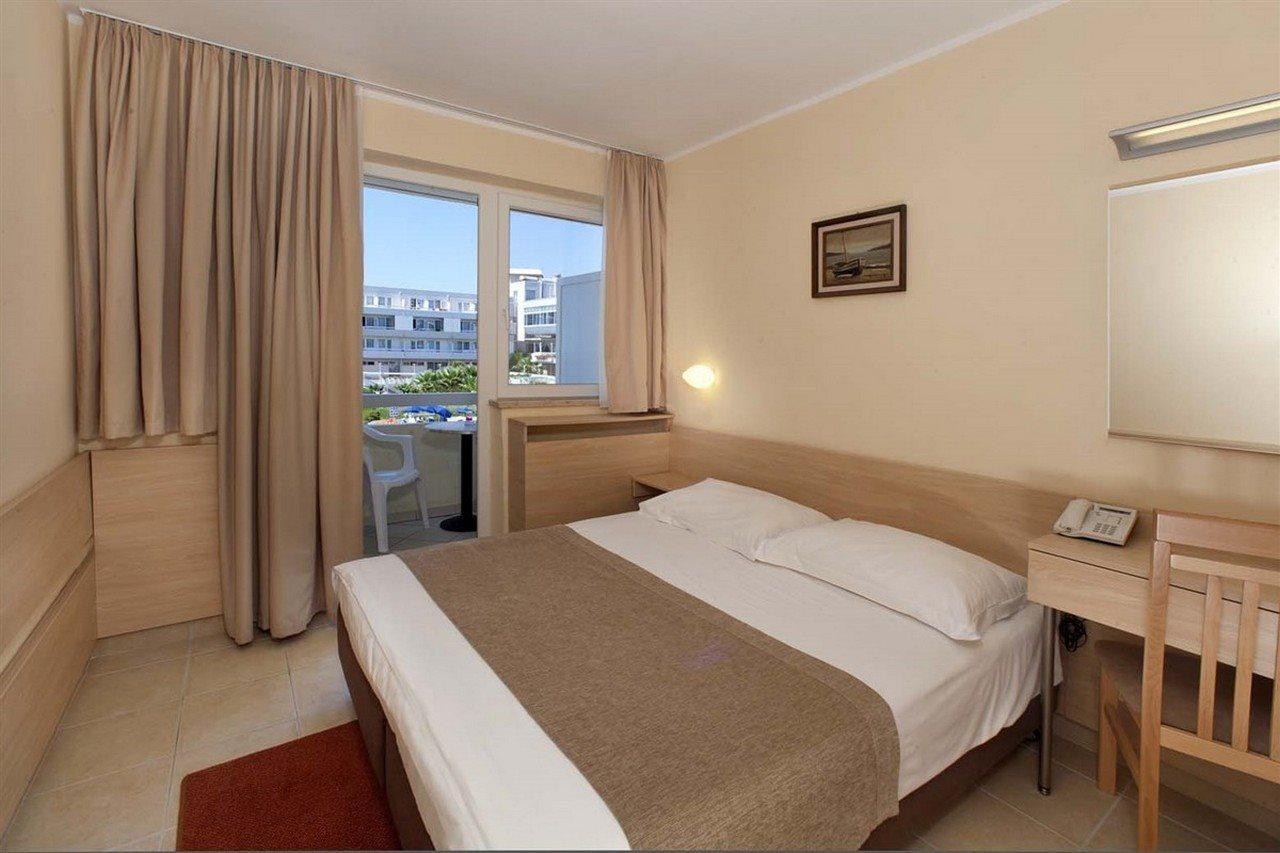 Delfin Plava Laguna Hotel