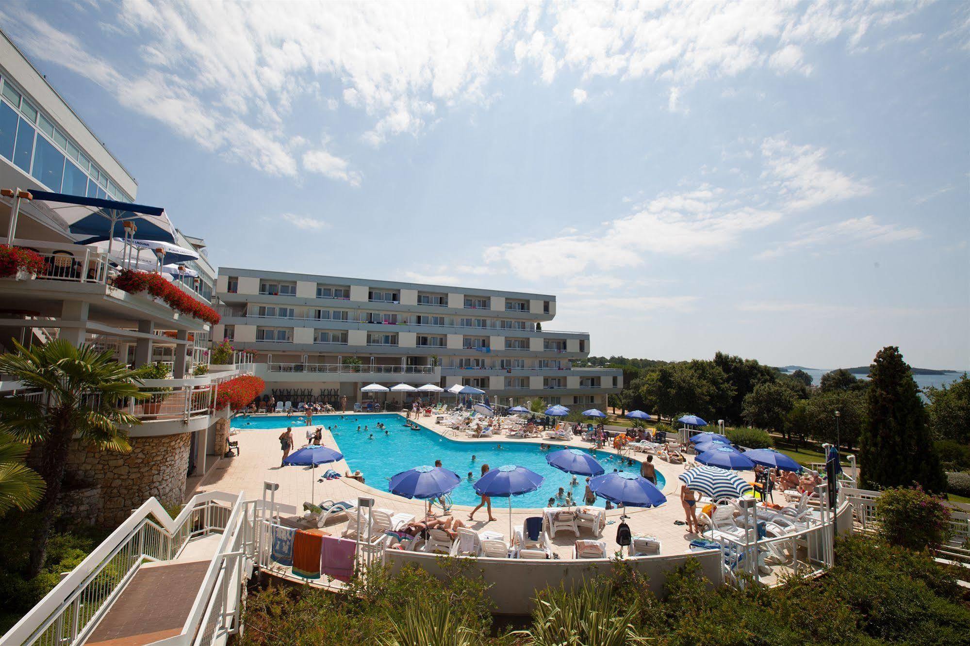 Delfin Plava Laguna Hotel 2*