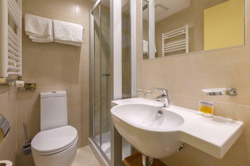 Hotel Delfin Plava Laguna 2*